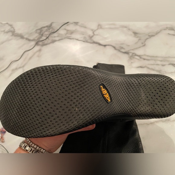 Great boots for winter - Picture 5 of 5